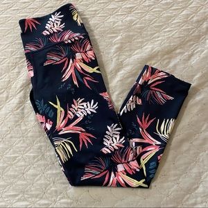 JoyLab Navy Blue and Pink Tropical Floral Leggings | Size: S